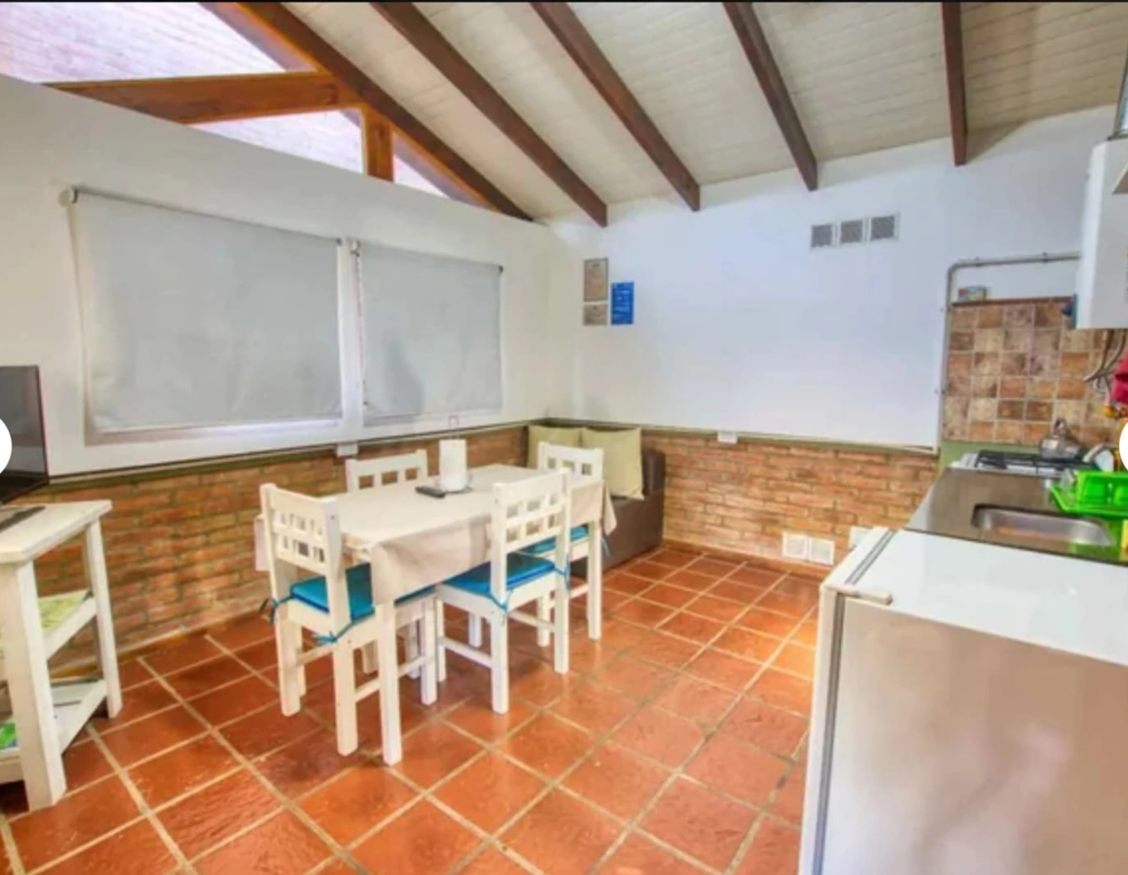 Cabaña de Madera - Área de comedor
